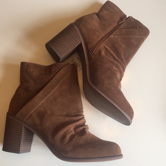 universal thread shoes